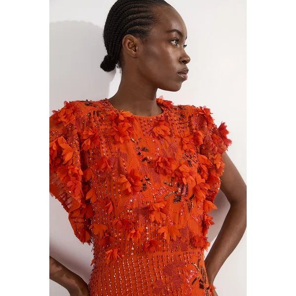 Longue robe maxi tissée à broderie et appliqués, manches d'ange