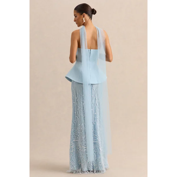 Lorna | Robe longue bleu poudré à encolure bandeau avec détail écharpe