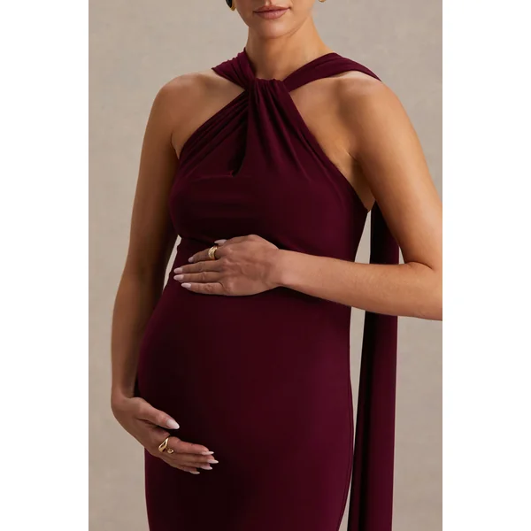 Lyra | Robe bordeaux longue à encolure dos nu croisée avec cape