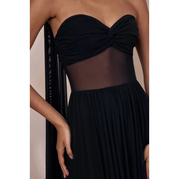 Lyvoria | Robe longue noire bandeau avec détails en mesh et écharpe