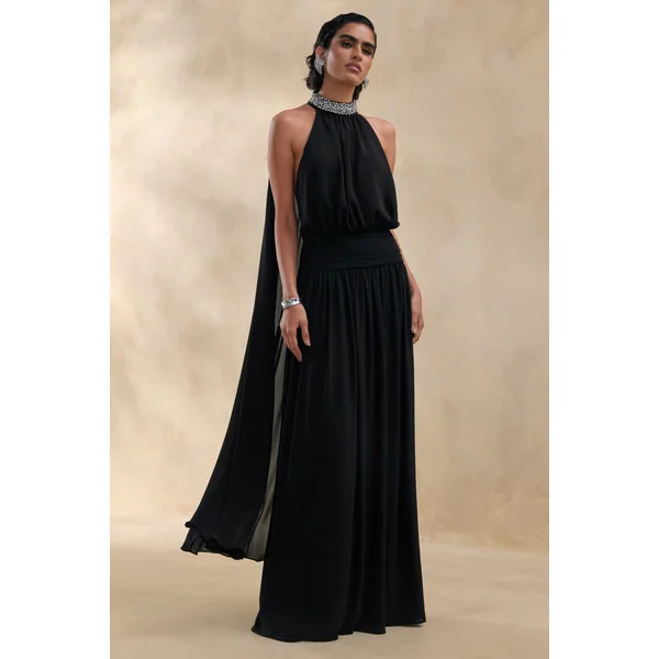 Marie | Robe longue noire à encolure américaine ornée