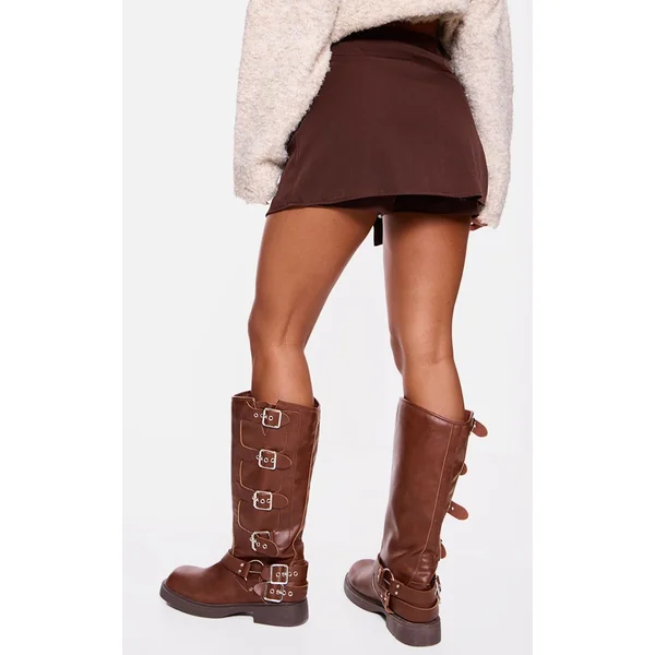 Marron Jupe-short Ajustée À Basque Tissée Avec Boutons