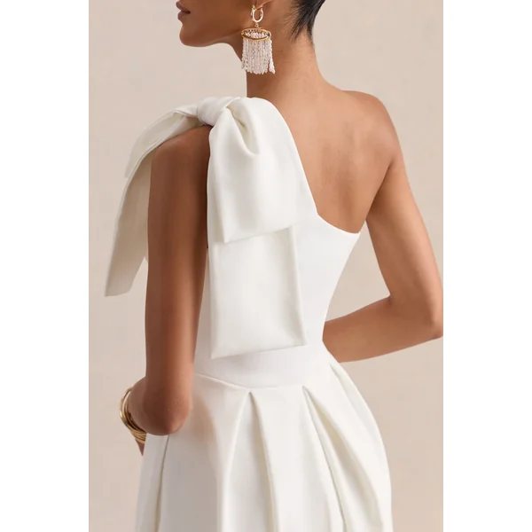 Meria | Robe mi-longue blanche à décolleté asymétrique avec manches nœud