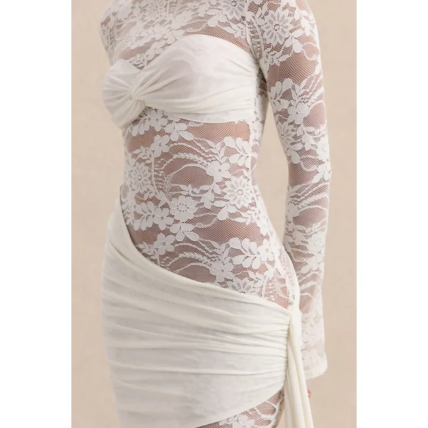 Milavia | Mini-robe blanche en dentelle à encolure arrondie avec détail portefeuille et écharpe
