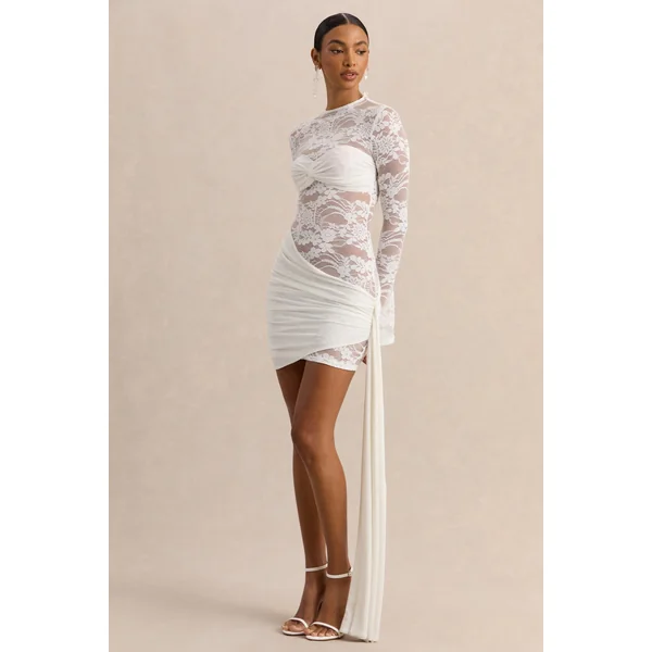 Milavia | Mini-robe blanche en dentelle à encolure arrondie avec détail portefeuille et écharpe