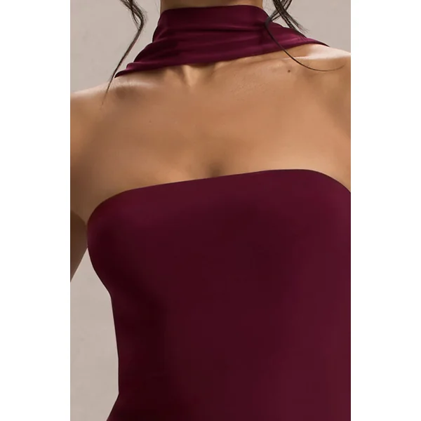 Nobu | Robe longue rouge bordeaux bandeau avec col halter