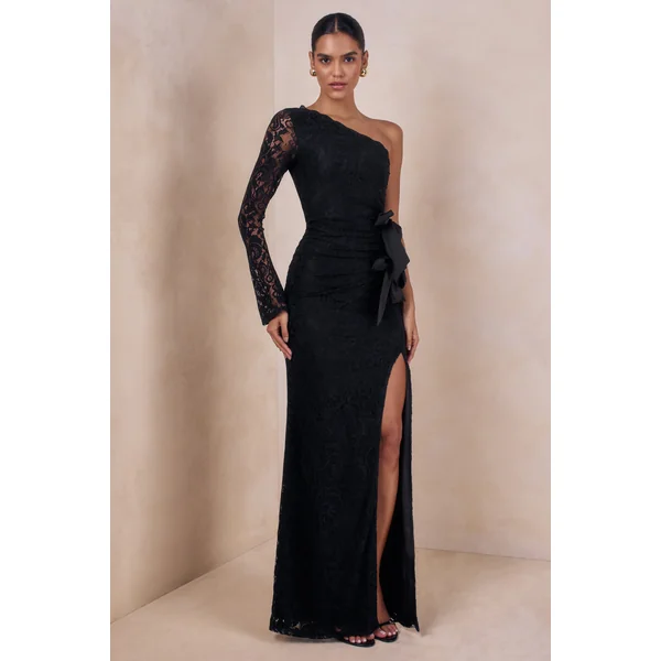 Norna | Robe longue en dentelle noire à encolure asymétrique avec détail ajouré et détails nœud