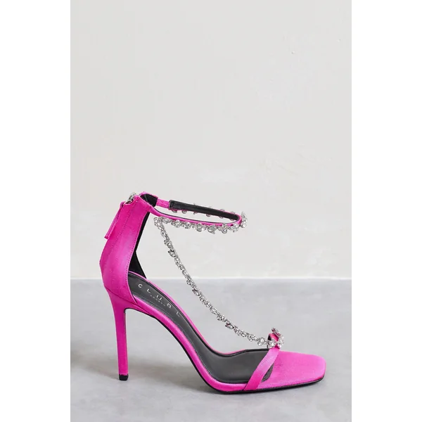 Oh Please | Sandales roses à talons et chaine en diamants
