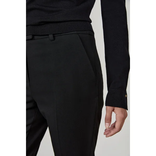 Pantalon coupe cigarette