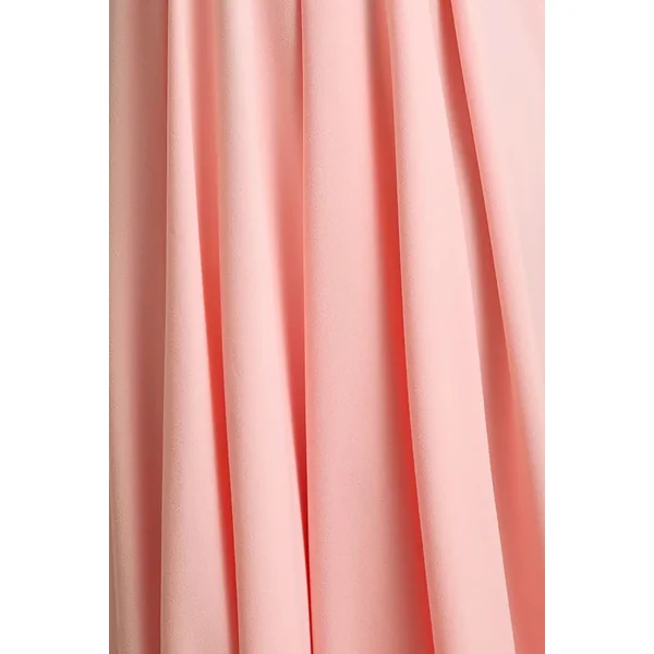 Parina | Robe mi-longue rose à bretelles et ourlet volumineux