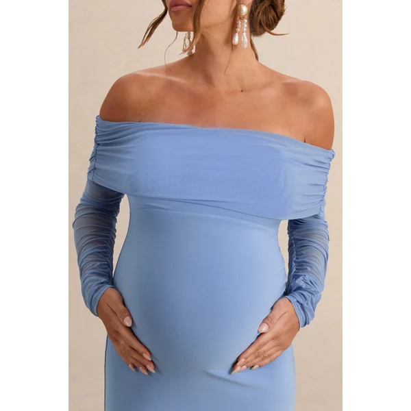 Pretty Perfect | Robe longue de maternité asymétrique bleu poudré avec découpe