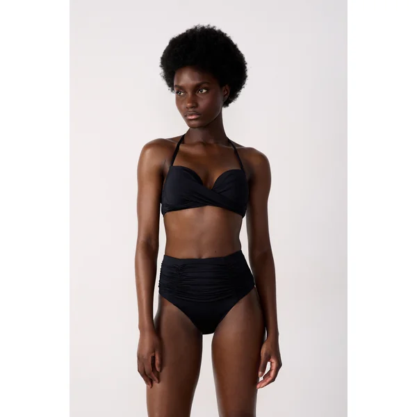 Push-up armaturé haut de maillot