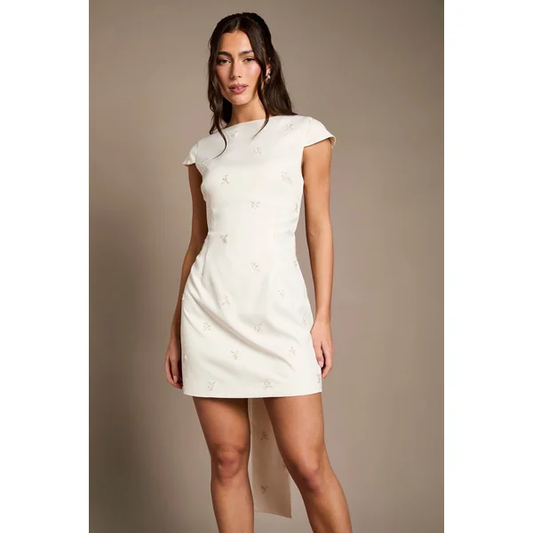 Robe De Mariée Courte Ornée Avec Nœud Drapé