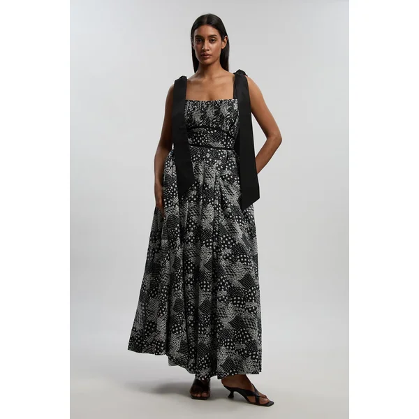 Robe Longue À Bretelles En Coton Et Soie Tissé Motif Géométrique Monochrome
