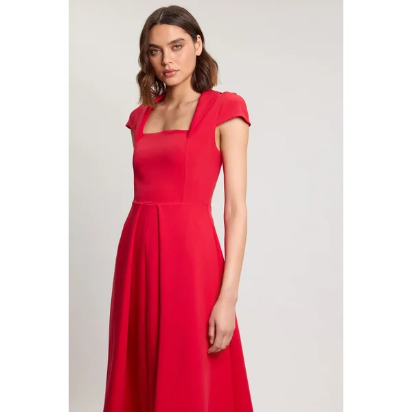 Robe Longue Évasée À Jupe Ample, Encolure Carrée Et Coupe Ajustée Petite