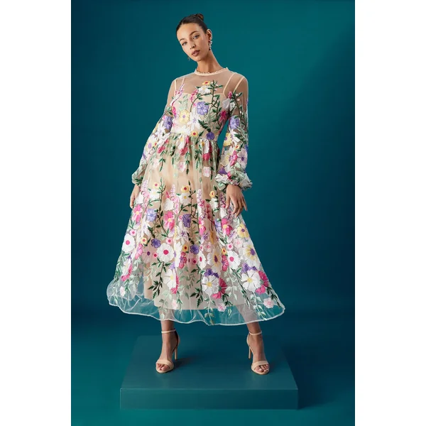 Robe Maxi Brodée à Manches Longues Coast Muse