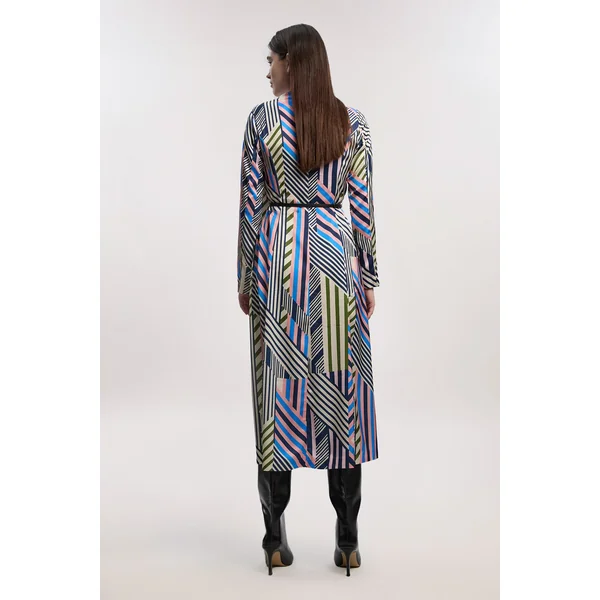 Robe Maxi Tissée En Satin À Imprimé Géométrique Et Encolure Cache-cœur Petite