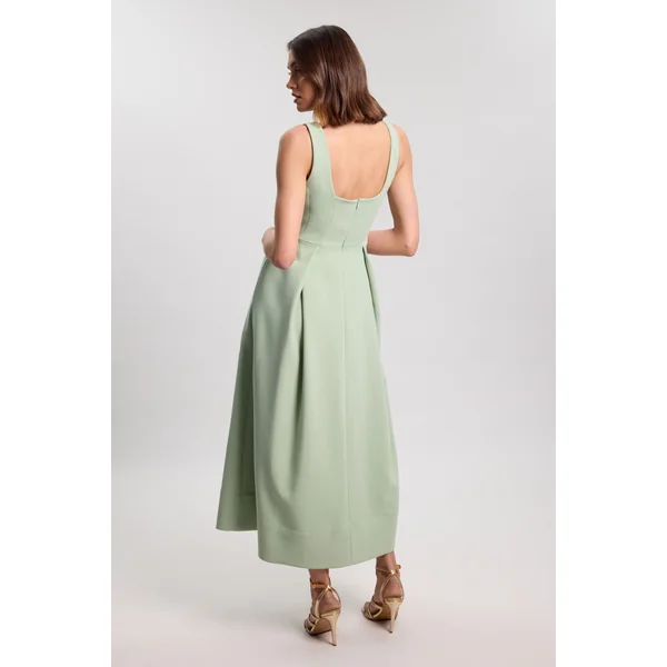 Robe Midi Ajustée À Jupe Ample