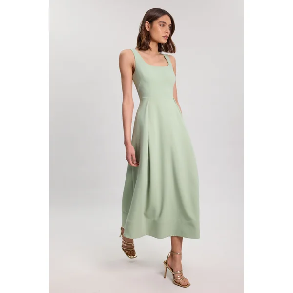 Robe Midi Ajustée À Jupe Ample