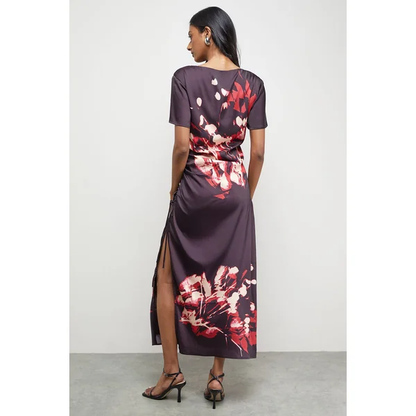 Robe Midi Froncée en Satin Froissé à Imprimé Placé