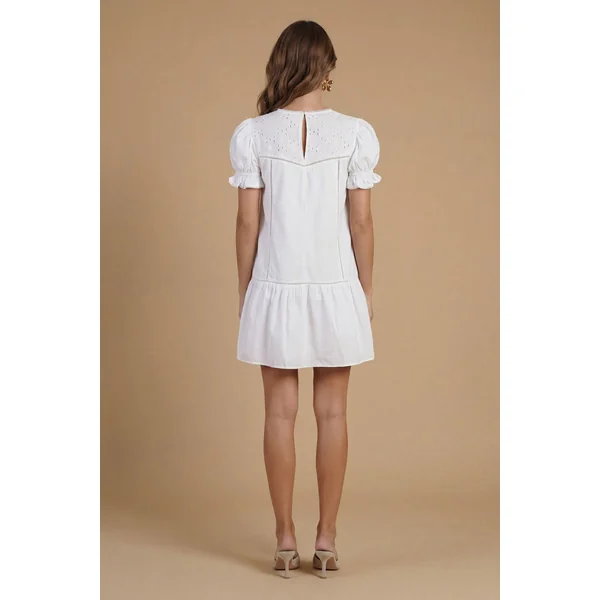 Robe Mini À Manches Bouffantes Avec Détail De Dentelle Broderie Anglaise