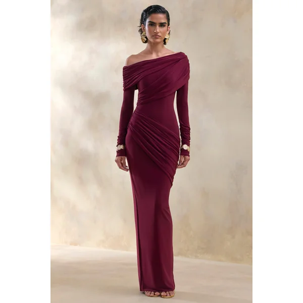 Rosirene | Robe longue bordeaux à encolure asymétrique avec détails drapés