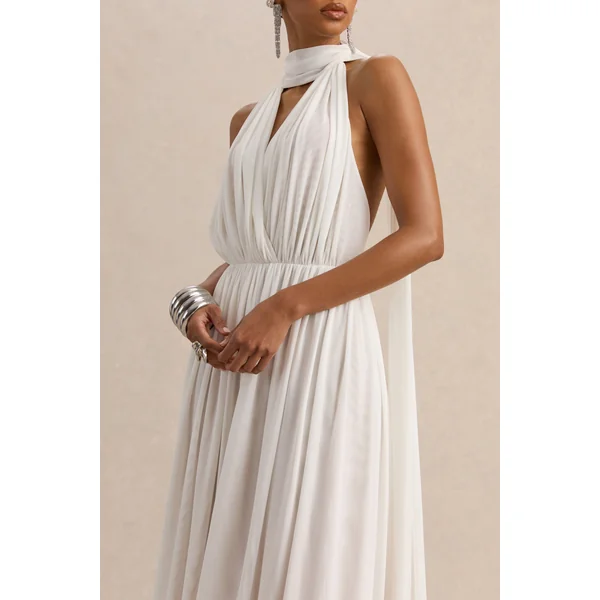 Rylina | Robe longue en mesh blanche à encolure dos nu avec foulard et dos ouvert