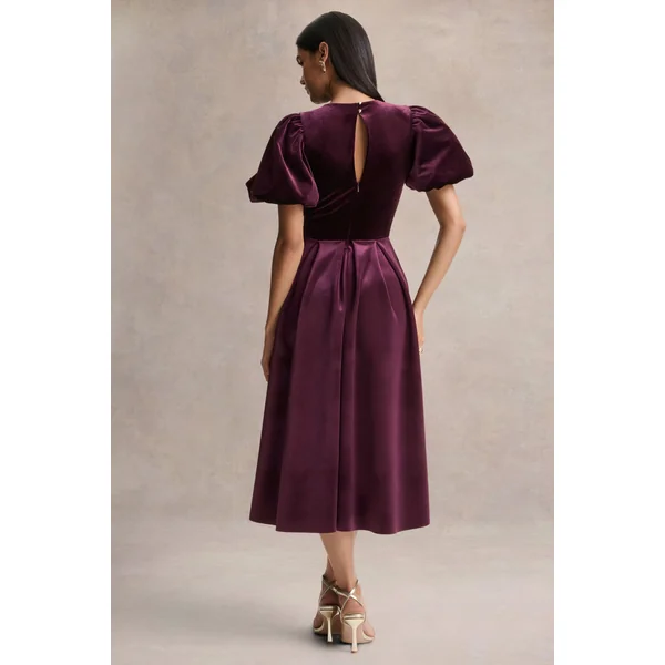 Seraphic | Robe mi-longue bordeaux en velours à manches bouffantes