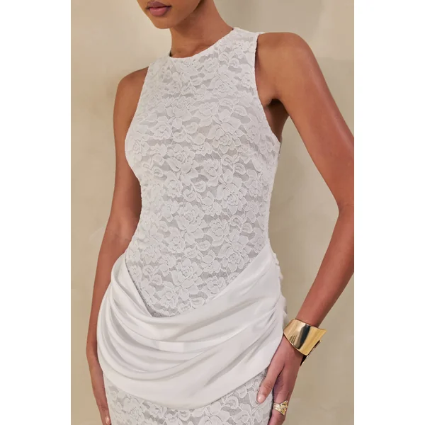 Setiana | Mini-robe blanche en dentelle à encolure ronde et détails drapés