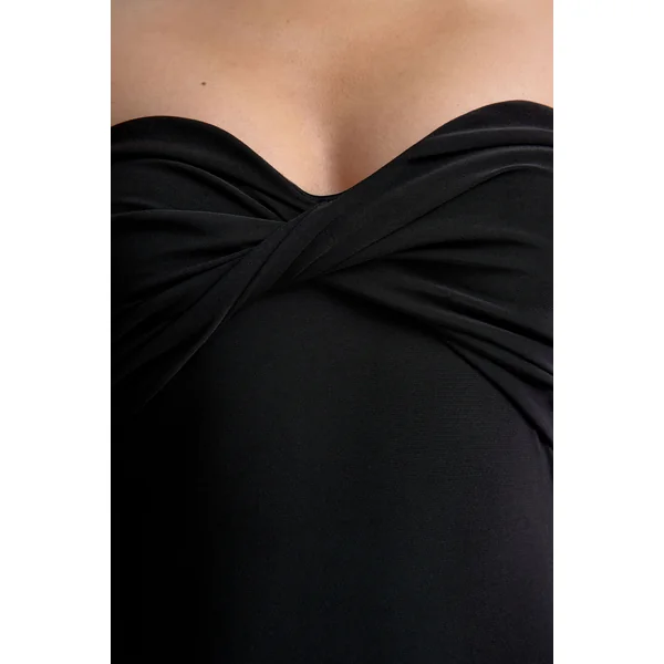 Sheila | Robe longue noire à décolleté bandeau avec détail foulard