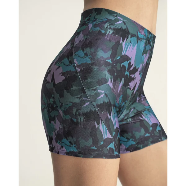 Short de sport léger avec coupe ajustée et taille élastique confortable