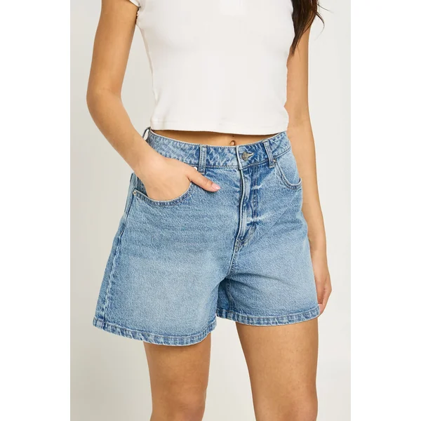 Short en denim pour maman