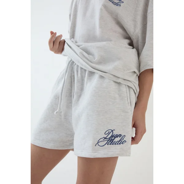 Short Molleton Script Contrasté Dsgn Studio
