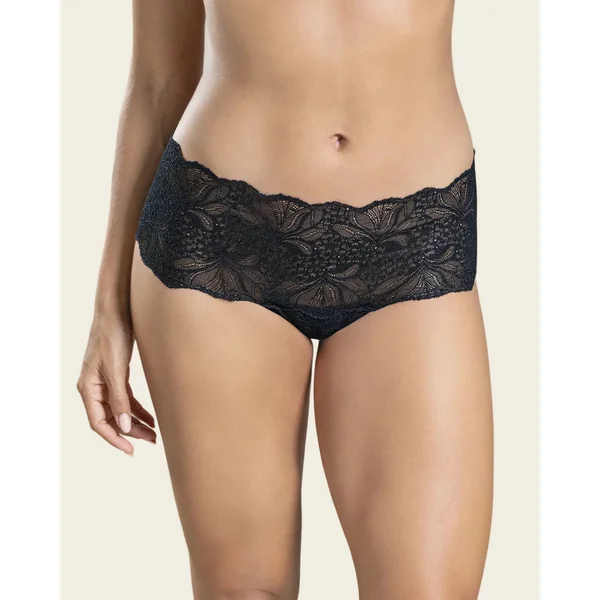 Shorty style cachetero réalisé en dentelle