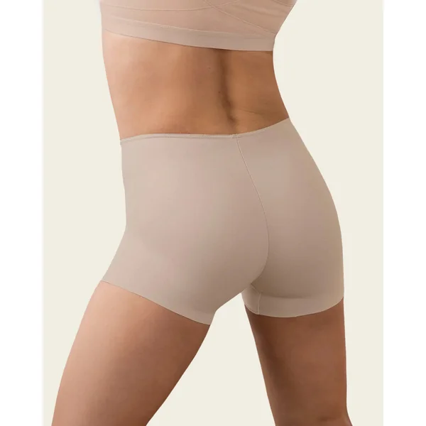Shorty taille haute invisible