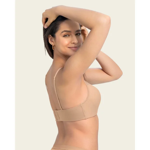 Soutien-gorge avec bonnets fixes en mousse préformés