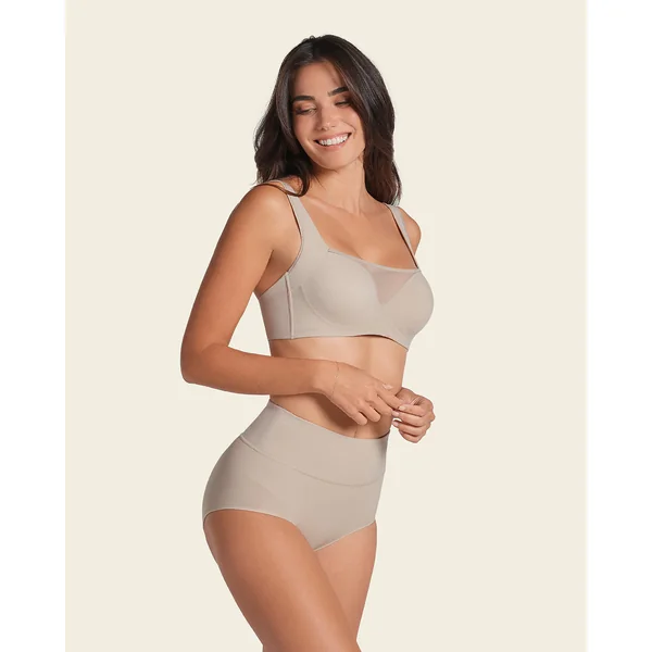 Soutien-gorge avec une bonne couvrance des emmanchures et du dos