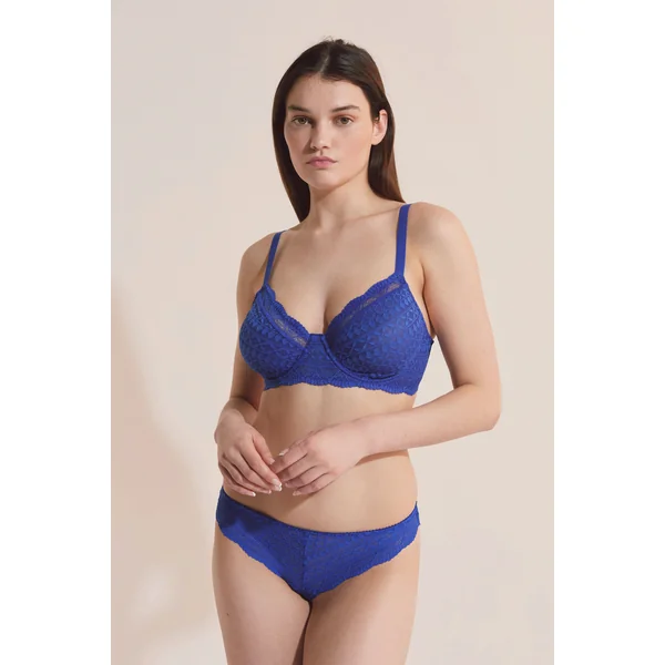 Soutien-gorge corbeille minimizer