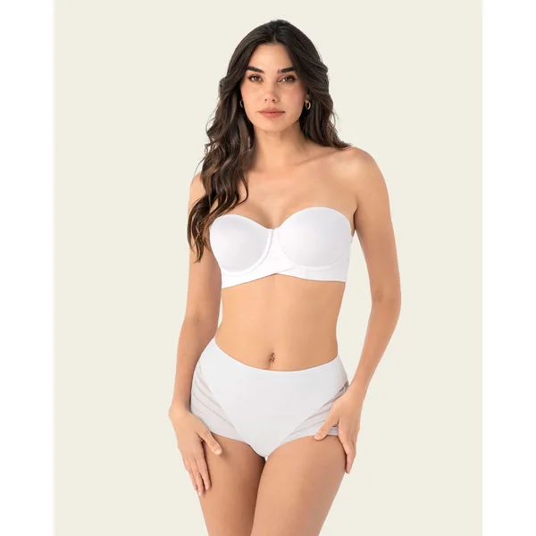 Soutien-gorge sans bretelles idéal pour les poitrines moyennes à fortes.