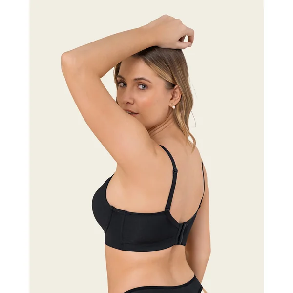 Soutien-gorge à push-up doux avec une bonne couverture du dos