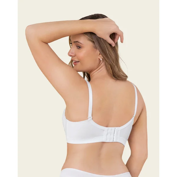Soutien-gorge à push-up doux avec une bonne couverture du dos