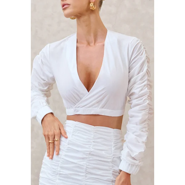Sundown | Chemise courte blanche cache-cœur a manches froncees
