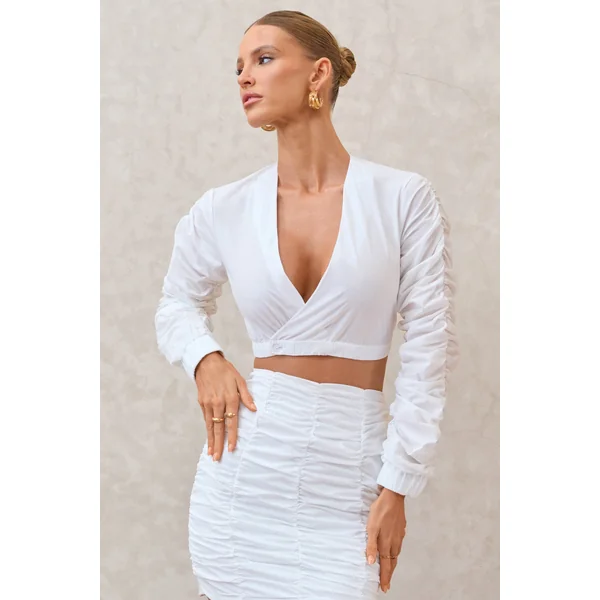 Sundown | Chemise courte blanche cache-cœur a manches froncees