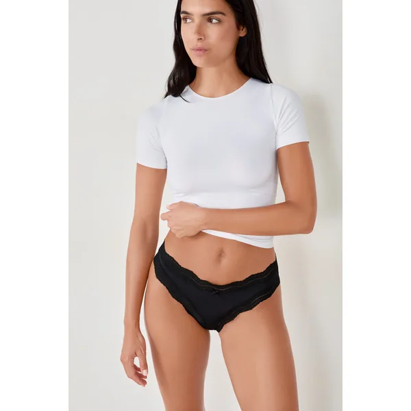 Tanga bords dentelle en microfibre