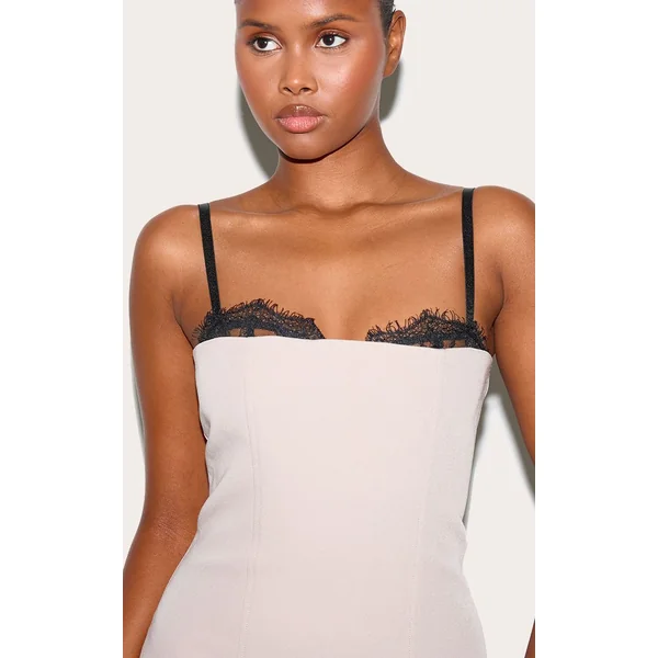 Taupe Robe Moulante Tissée Avec Détail De Buste En Dentelle