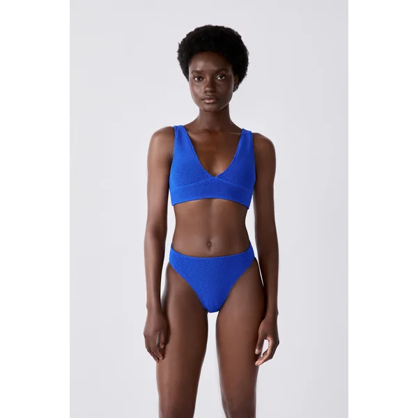 Triangle haut de maillot en matière extensible