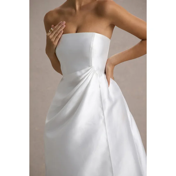 Universe | Robe Longue Blanche à Épaules Dénudées avec Bas Fendu et Manches Bouffantes