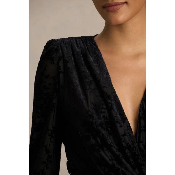 Vicenta | Mini-robe portefeuille en velours dévoré noir à décolleté plongeant