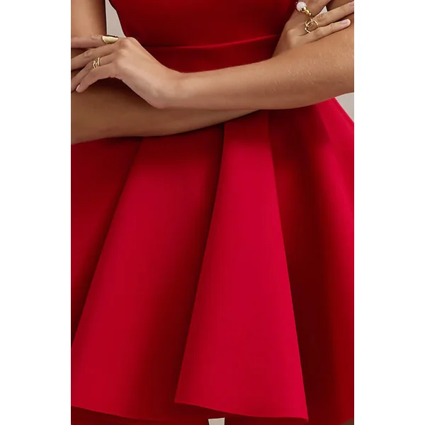 Waverly | Mini-robe rouge à encolure arrondie sans manches