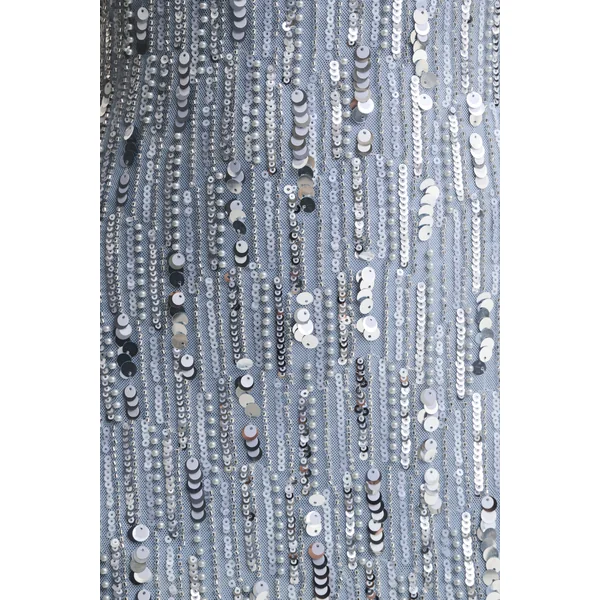 Zaira | Robe longue en sequins argentée à col montant et dos nu